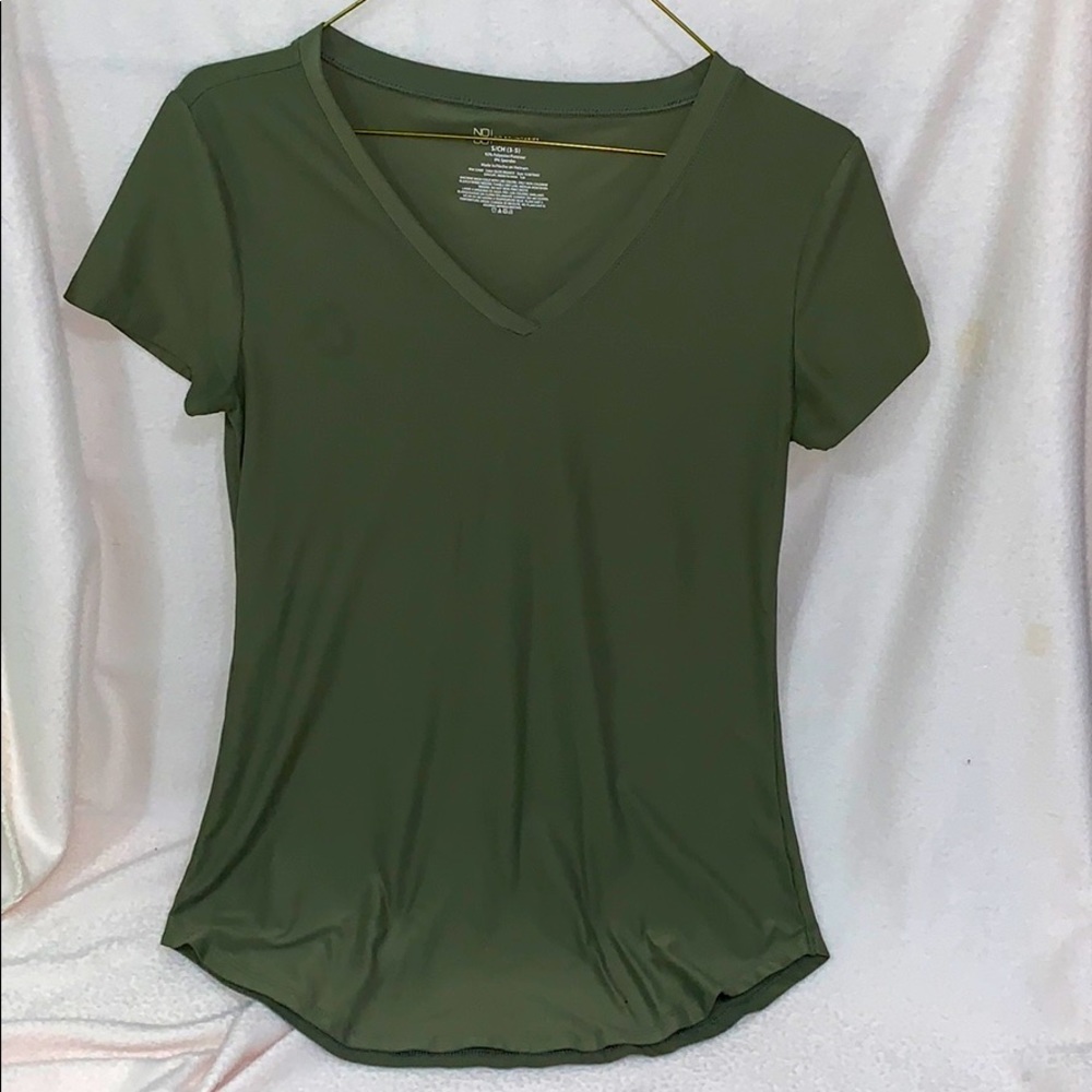 No Boundaries Green Shirt